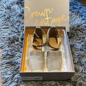 Crown Vintage flat espadrille